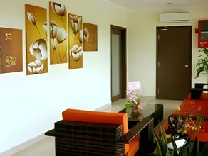 GM Holiday Hotel - Image 3