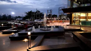 Hotel Royal Bistro - Image 5