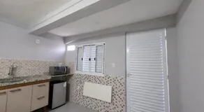 Quarto Aconchegante Completo Wi-Fi TV Microondas Cafeteira Entrada Privativa - Image 3