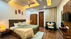 Guru Sadan A Luxe Stay - Image 2
