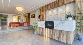 Super Hotel O Gold Inn - Image 2