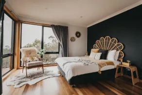 Black Wattle Coastal Retreat - Image 2