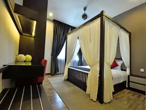 Plumeria Luxury Service Villa - Image 2