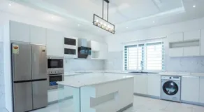 Banner Vacation Home & Swimming Pool - Image 2