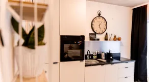 Hop & Lulu Premium Apartments - Image 5
