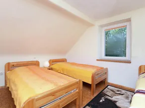 Inviting Villa in Steineberg near Forest - Image 4