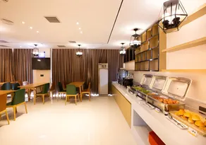 City Comfort Inn Zhengzhou Economic Development Zone International Racetrack Fantawild - Image 3