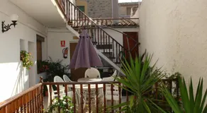 Hostal i Apartaments Populetus - Image 4
