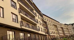 NLux 10 Apartment - Image 4