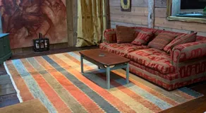 Quirky Barn Conversion Crowhurst Battle - Image 2