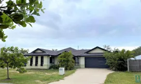 AWARD WINNER House in Gladstone for up to 8 People - Image 2
