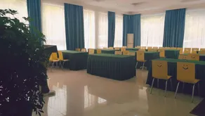 Yuemian Jiangju Hotel (Xilingxia Happy Valley Branch) - Image 4