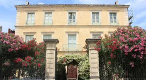 2 bedroom home with shared pool in lovely market town of Olonzac in wine region - Image 5
