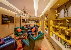 Grand Dragon Hotel - Image 3