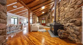 The Riverstone Luxury Eco Home in the Hills - Image 4
