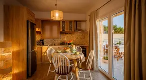 Onar Residence - Image 5