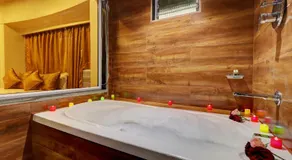 Hotel Platinum Inn - Image 4