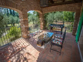 Quaint Holiday Home with Swimming Pool in Kaštelir - Image 3