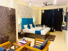 Hotel natures feast - Image 2
