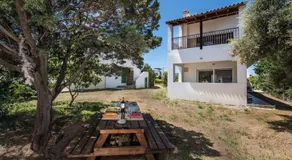 Cedrus and Sea, beachfront house, Gennadi, Rhodes - Image 4
