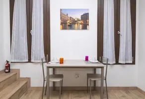 Rialto Suite 707 - Image 4