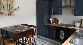 Cosy Town House - Image 5