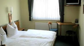 Hotel am Platz - Image 2