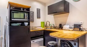 GuestReady - Appt proche du Canal Saint-Martin - Image 4