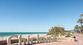 Ferienwohnung 'Barrosa Primera Línea de Playa' mit Meerblick, Pool und WLAN - Image 5