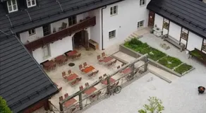 Gutshaus 1250 - Hotel mit Innenhof am Bach - Image 4