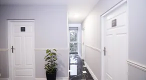 White Home Room - Image 5