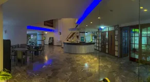 Hotel GHC - Image 2