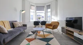 Walker View Apartment - Image 2