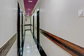 OYO Hotel Blue Sapphire Residency Near Chhatrapati Shivaji International Airport - Image 4