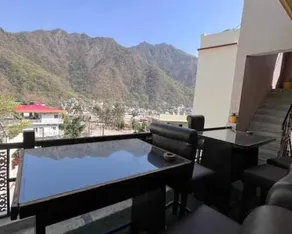 Dostel Homestay - Image 5