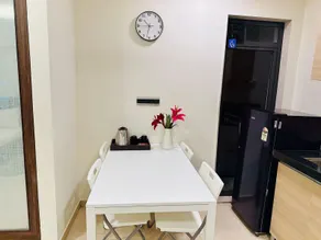 1BR Service apartment in BKC by Florastays - Image 4