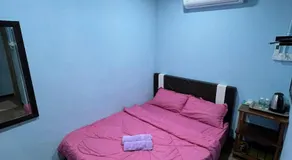 Avina's Standard Room - Image 2