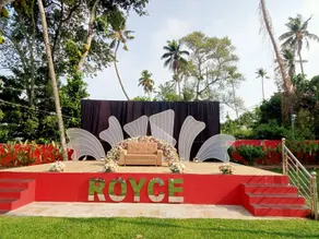 Royce Resort - Image 5