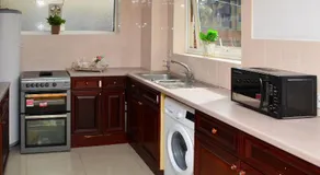 St Mary's Crescent House - Image 3