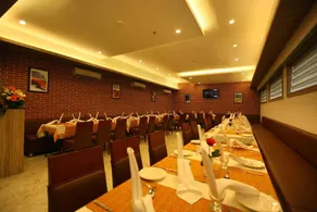 Victory Inn Park Residency - Image 4