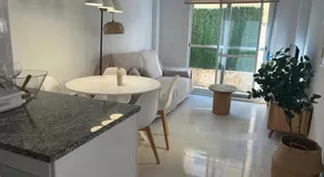 luxury homes bajo laguna beach and pool - Image 3