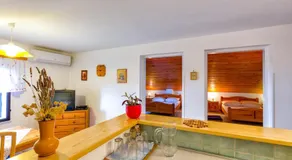 Apartments Nona, Miholaščica - Image 2