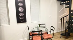 Lavish Luxe 2BD-1BA apartment in Federal Hill - Image 4