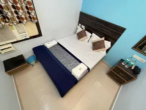 Vrindavan Comfort Inn - Image 2