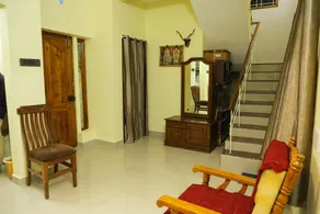 Wavenest - Beachfront Villa at Pearl Beach ECR - Image 2