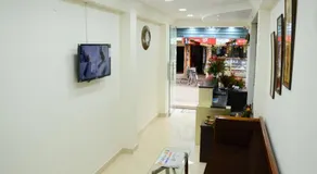 Hotel Landmark - Image 3