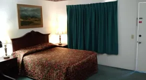 El Rancho Motel - Image 5