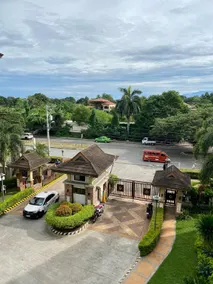 Charming 2BR Family Condo Resort beside SM Mall - Image 5