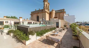 Céntrico apartamento con piscina - Image 4