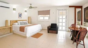 Amazing Complex Near 5th Avenue by Andiani Travel - Image 2